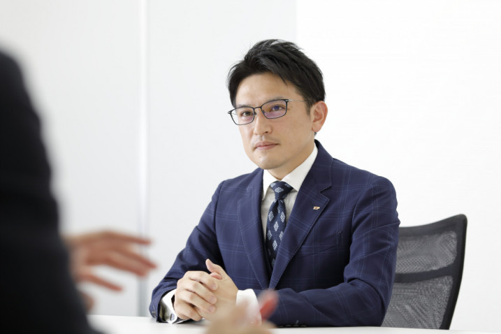 【ずいひつ】メガネトップ・冨澤昌宏社長が語る2代目経営者の役割 | 財界オンライン